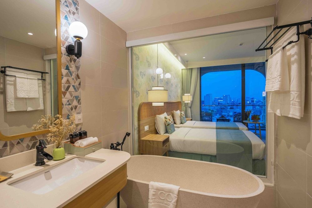 Cozy Danang Boutique Hotel Deluxe City View Double 8