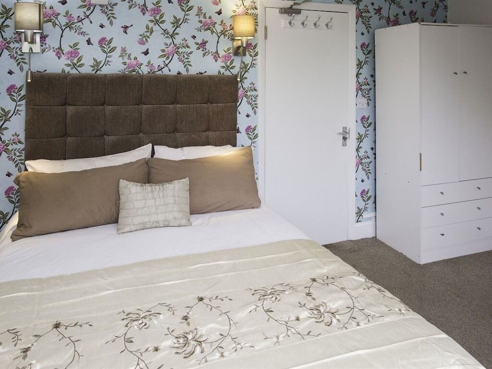 undefined Primrose Guest House 10