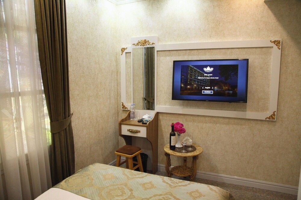 Aqua Liberty Hotel Economy Double Room 10