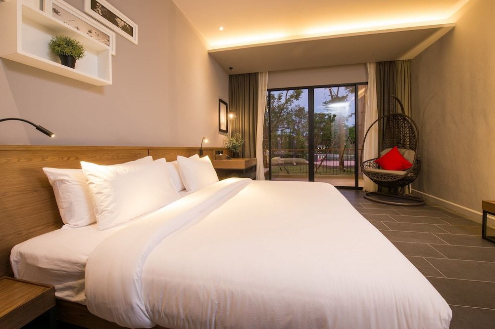 The Gallery Hotel Nai Harn Deluxe Room 7