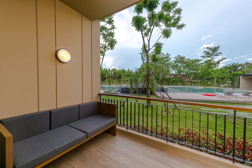 The Gallery Hotel Nai Harn Deluxe Room 19