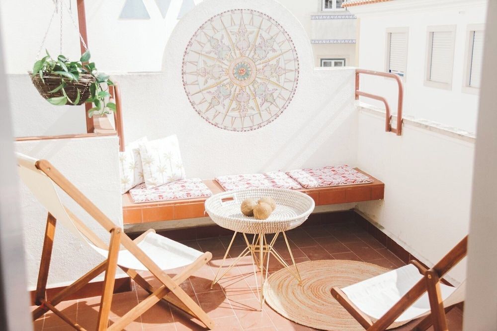 WOT Ericeira Lodge Double room S w/shared wc and balcony 3