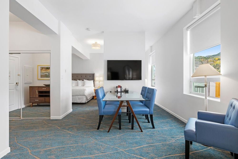 Crown Columbia Hotel, BW Premier Collection Suite, Multiple Beds, Non Smoking, Kitchen (Full Kitchen) 4