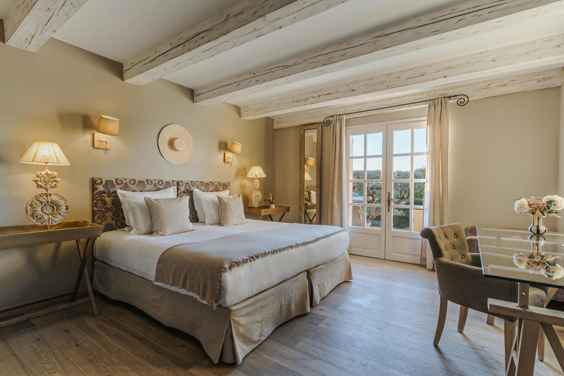 Elegance Double Room