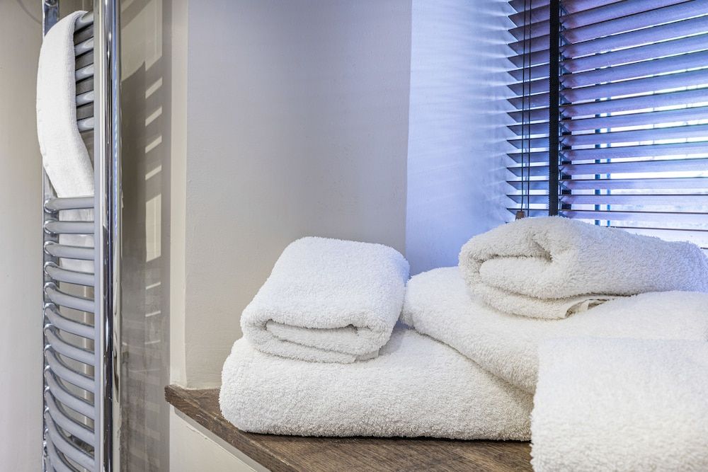 Lorne House Standard Double Room, 1 Bedroom, Garden View 3