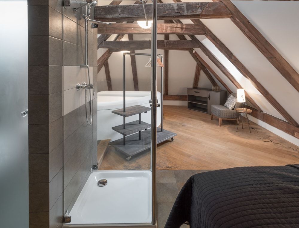 3 Epoques Apartments by Adrez Living Apartment, 1 Bedroom (Duplex - 3rd floor) 2