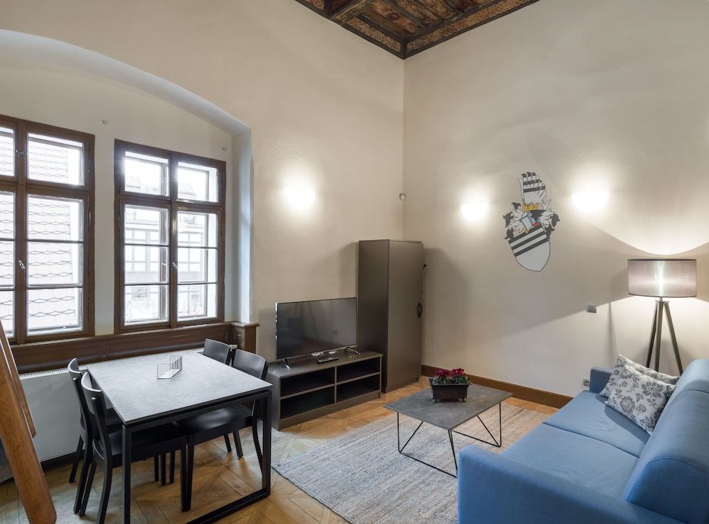 3 Epoques Apartments by Adrez Living Apartment, 1 Bedroom (Duplex - 3rd floor) 6