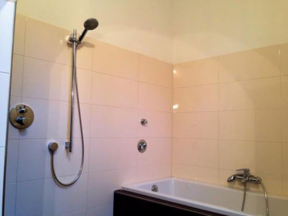 undefined Pension 1 10