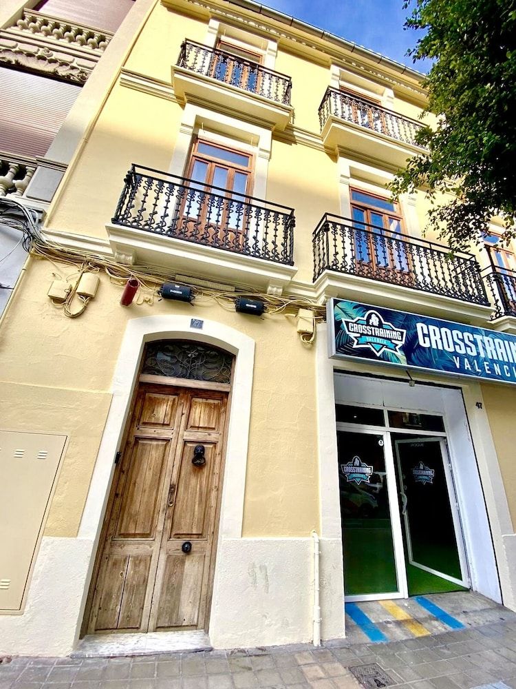 undefined BirdHouse Valencia 6