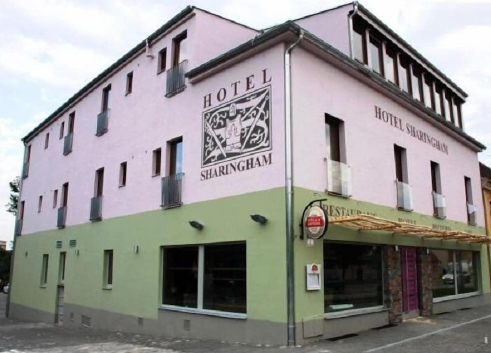 undefined Hotel Sharingham 8
