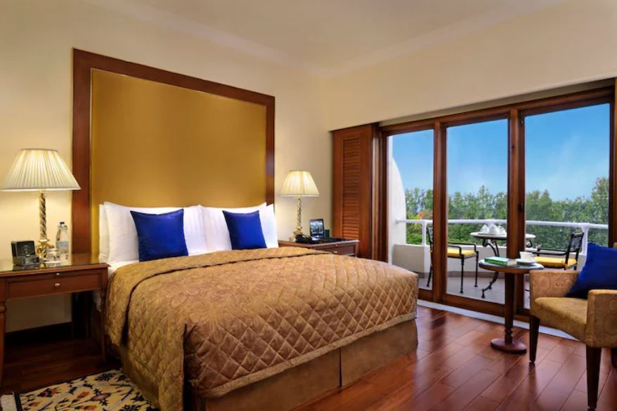 The Oberoi, Bengaluru Deluxe Rooms with Private Balcony 3