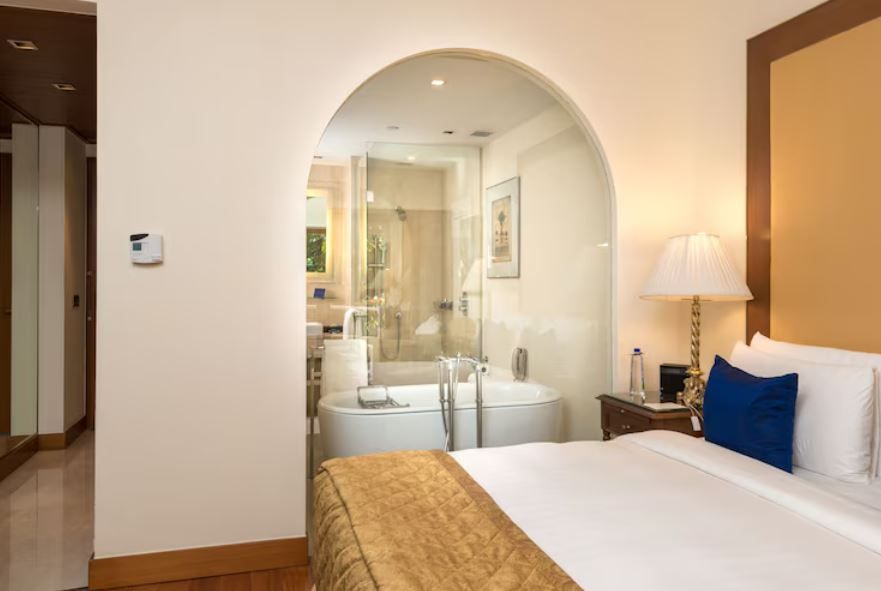 The Oberoi, Bengaluru Deluxe Rooms with Private Balcony 2