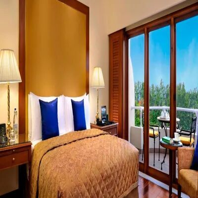 Deluxe Suite with Private Balcony