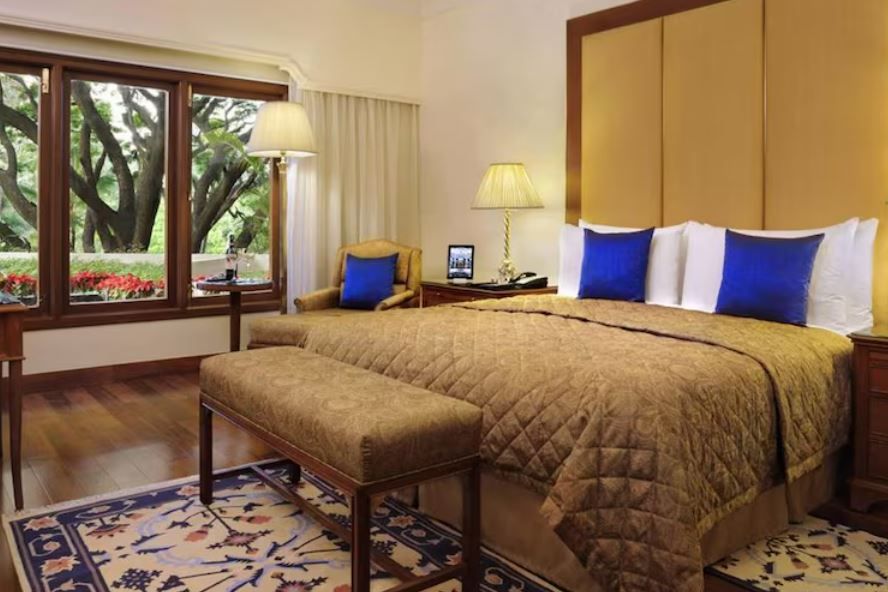 The Oberoi, Bengaluru Deluxe Rooms with Private Balcony