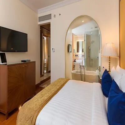 Executive Suite with Private Balcony