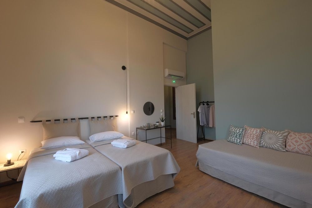 Agora Residence Superior Double Room 7