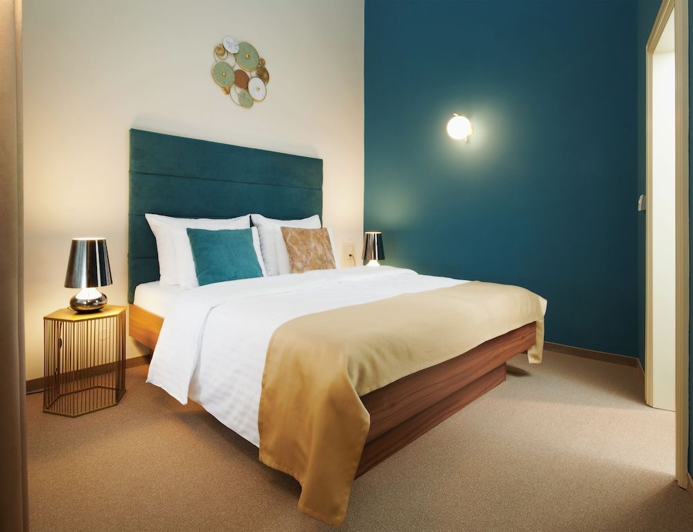 Golden Angel Suites by Adrez Living Apartment 5