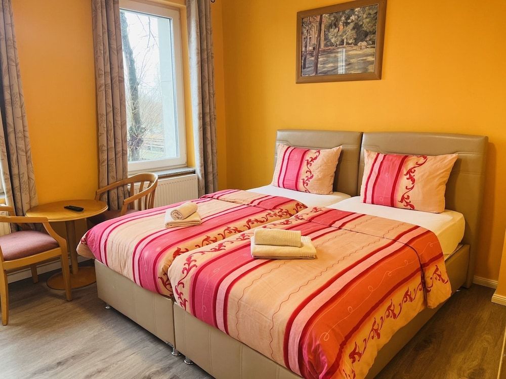 undefined M&M Hotel - Wilhelmsburg 8