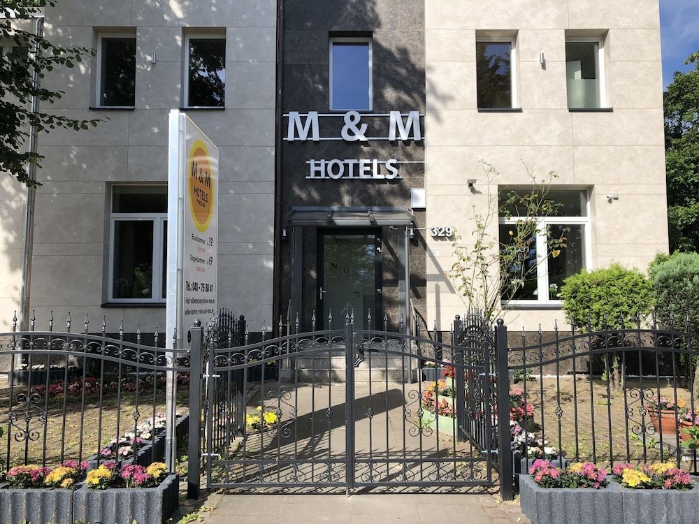 undefined M&M Hotel - Wilhelmsburg 3