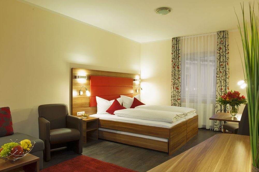 BATU Apart Hotel Deluxe Double Room 2