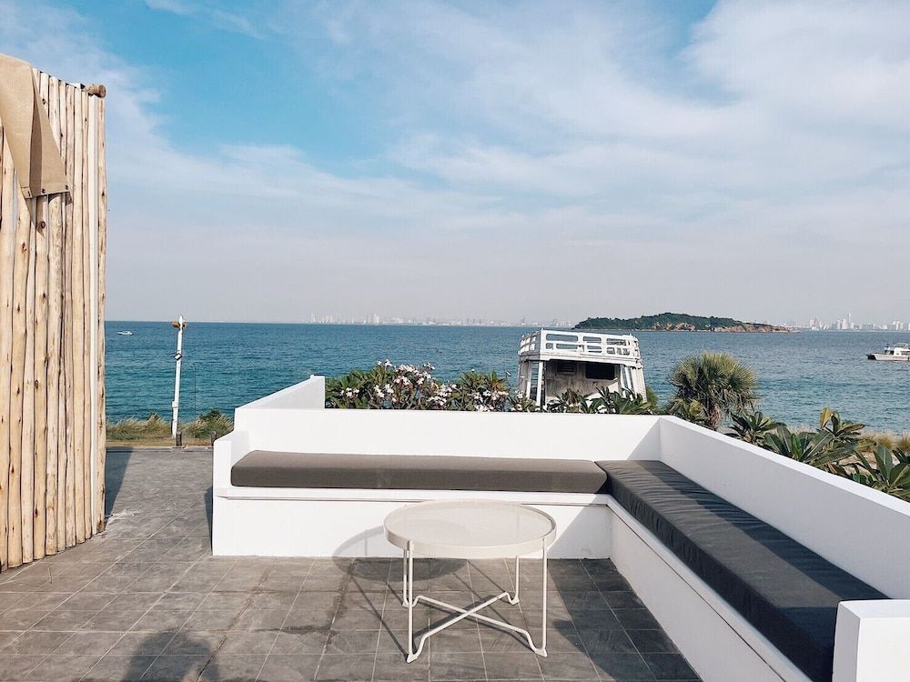 Atlantic Blue Ocean Villa