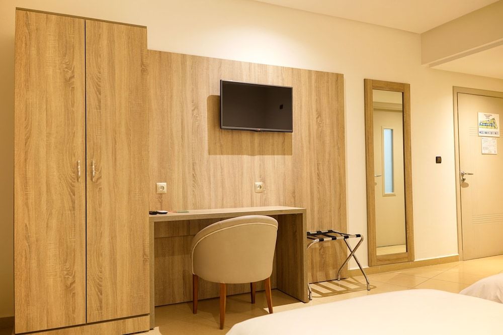 Hotel El  Djenina Family Room 3