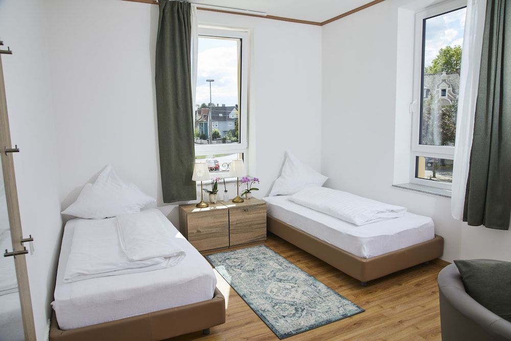 Lothringer Hof Comfort Twin Room 6