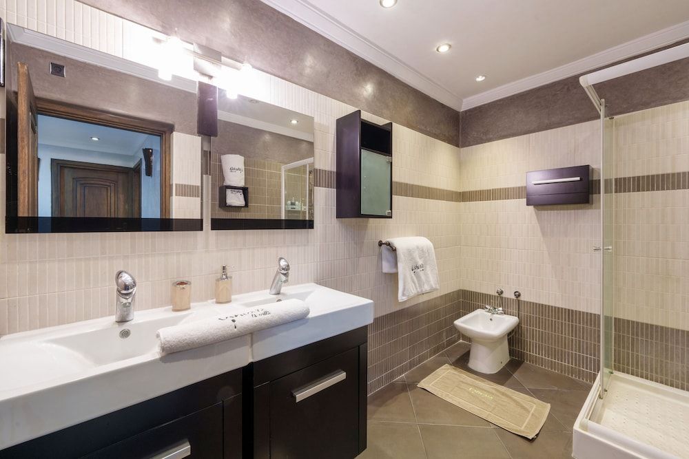 Riad Ushuaia la Villa - Centre Marrakech Deluxe Villa, Terrace, Pool View 25