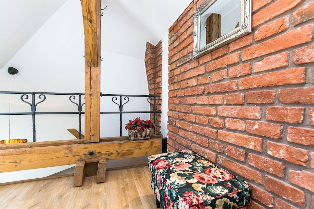 The Old Town Square & Parizska Apartments Design Duplex, Kitchen, City View 7