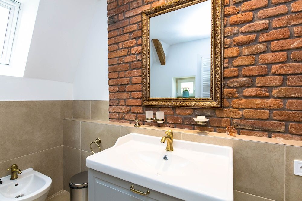 The Old Town Square & Parizska Apartments Design Quadruple Room, 1 Bedroom, Kitchenette, City View 6