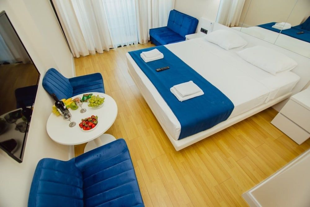 Panoramic Studio Suite, Sea View