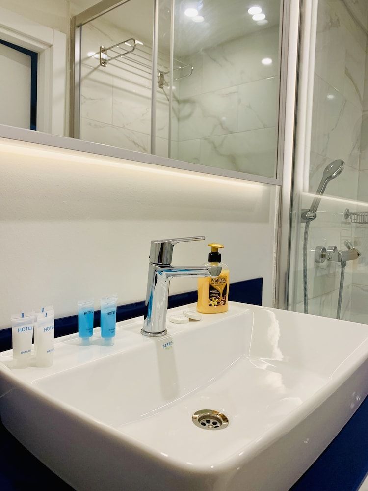 Royal Sea Breeze Apartment Business Studio 18