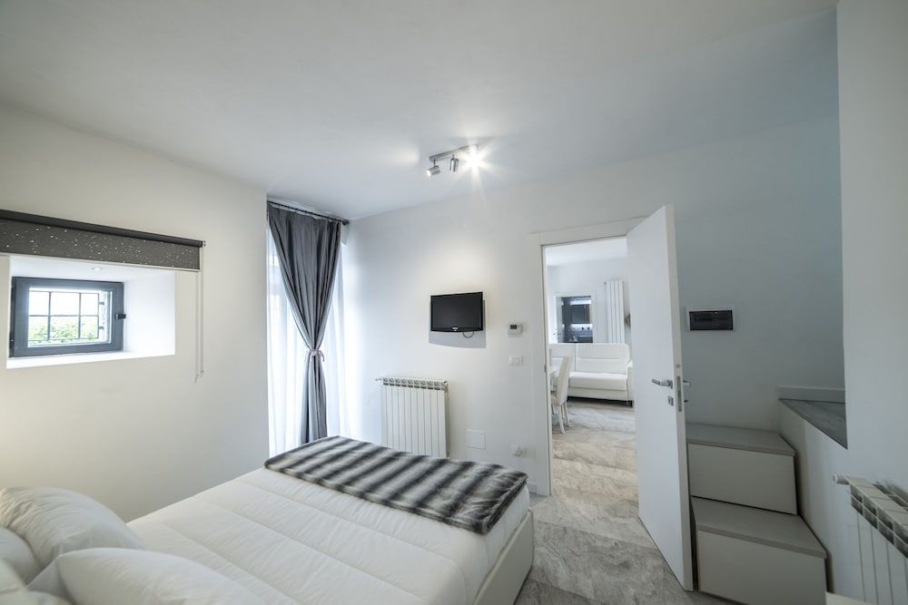 Rocca Palazzaccio Deluxe Apartment, 1 Bedroom, Non Smoking, Kitchen 5