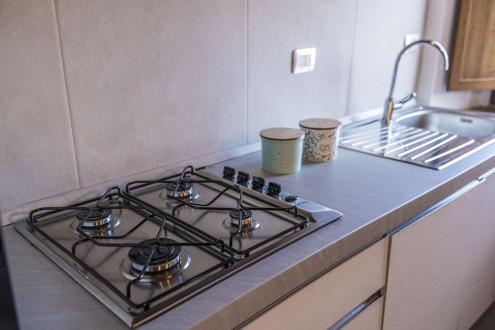 Rocca Palazzaccio Classic Apartment, 1 Bedroom, Non Smoking, Kitchen 3