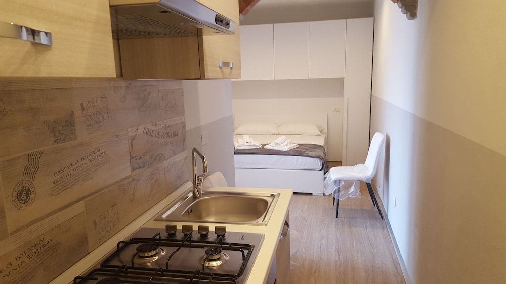 Rocca Palazzaccio Basic Studio, 1 Queen Bed, Non Smoking, Kitchen (12) 5
