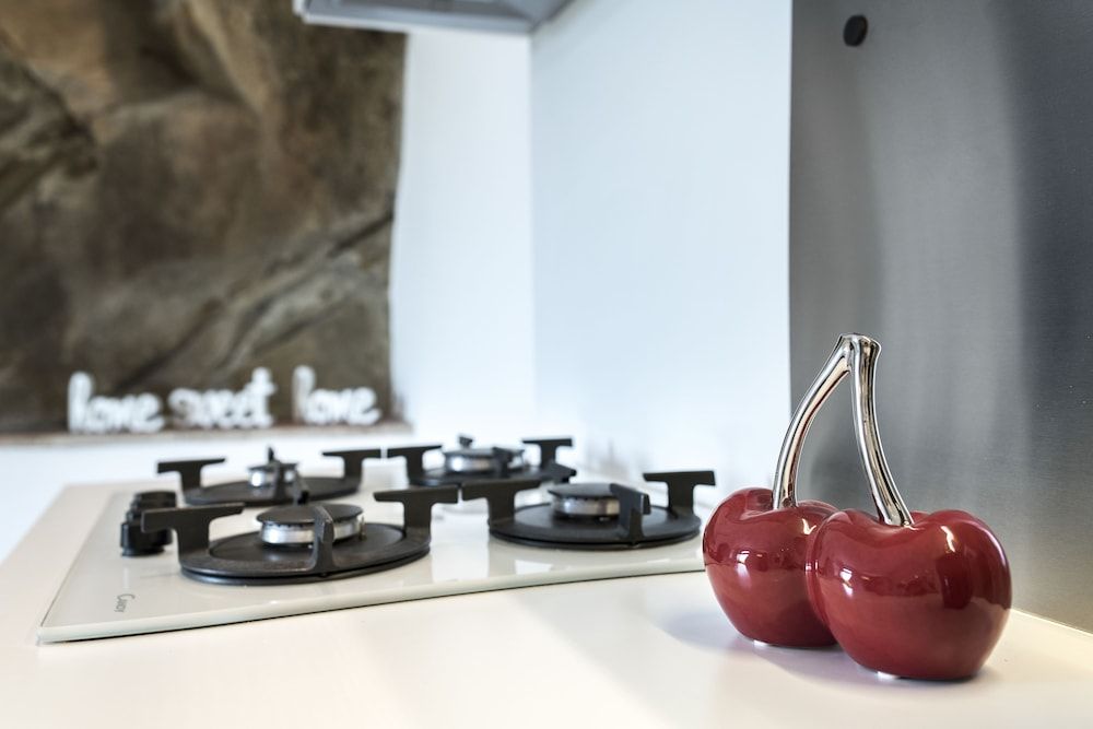 Rocca Palazzaccio Classic Apartment, 1 Bedroom, Non Smoking, Kitchen 5