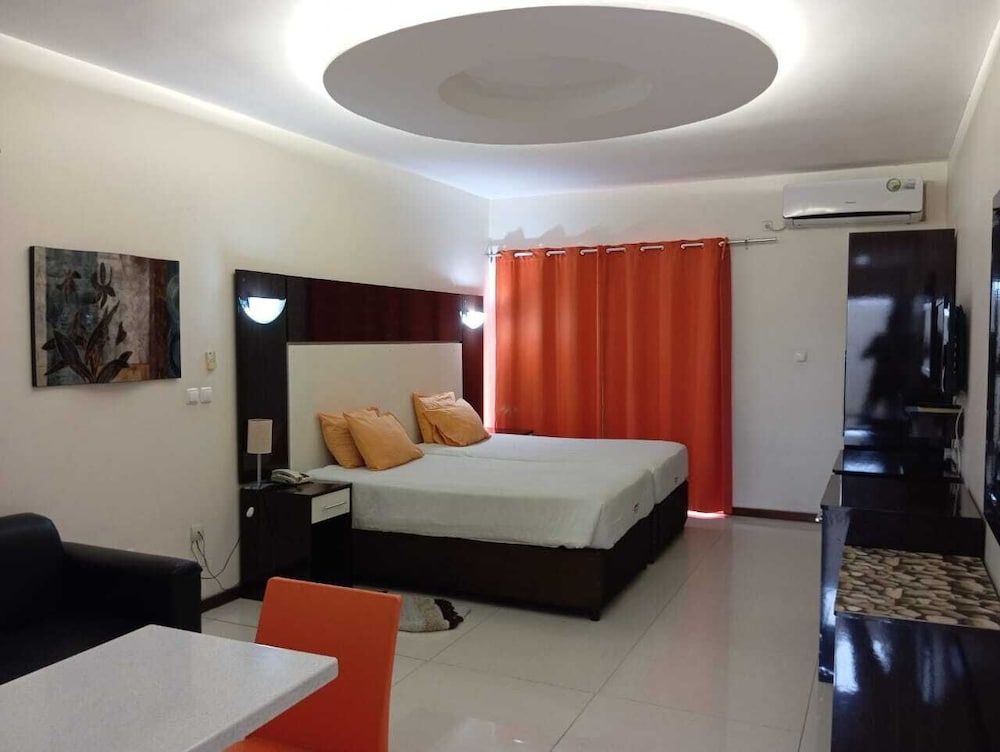 Pensao Martins Luxury Suite 2