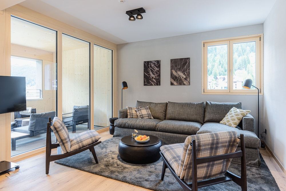 ALPINE INN Davos Panoramic Suite, 2 Bedrooms, Patio