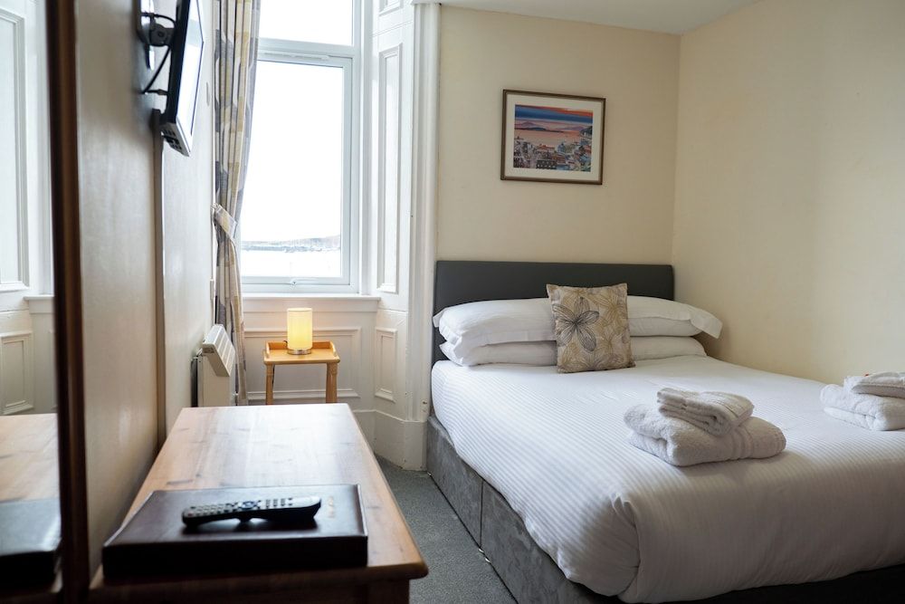 Ayres Small Double or Single Room