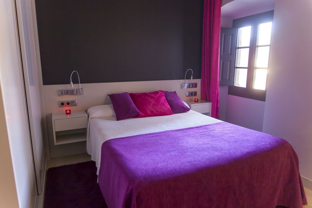 Double Room (Palau)