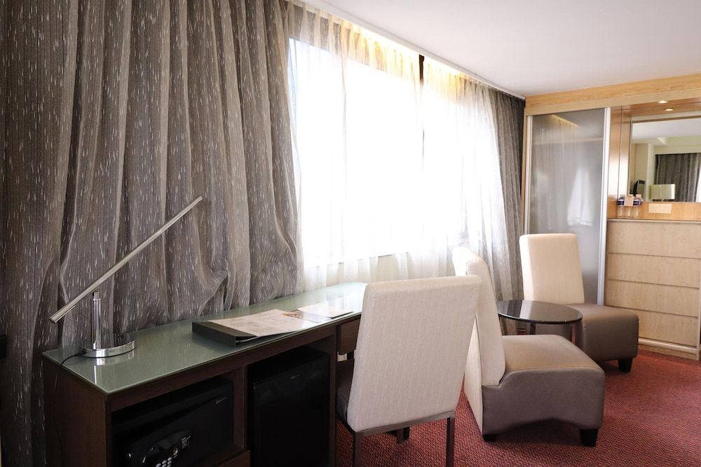 Premium Triple Room
