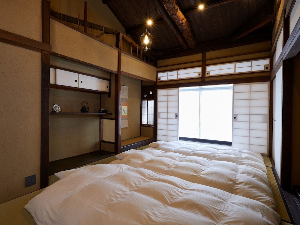 Rinn Premium Machiya Townhouse Kyoto Nijo Castle North Private Vacation Home, For 7 People 4