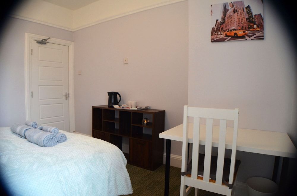 Gorton Mount Hotel Manchester Double Room 10