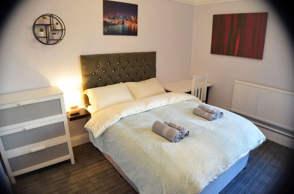 Gorton Mount Hotel Manchester Double Room 2