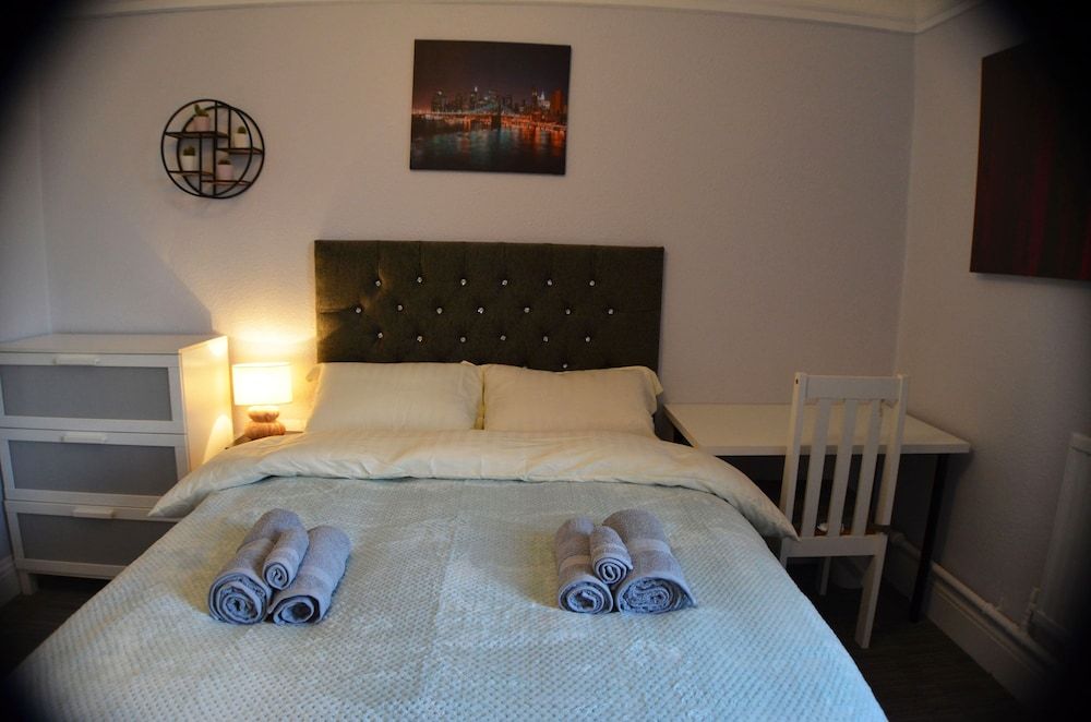 Gorton Mount Hotel Manchester Double Room 4