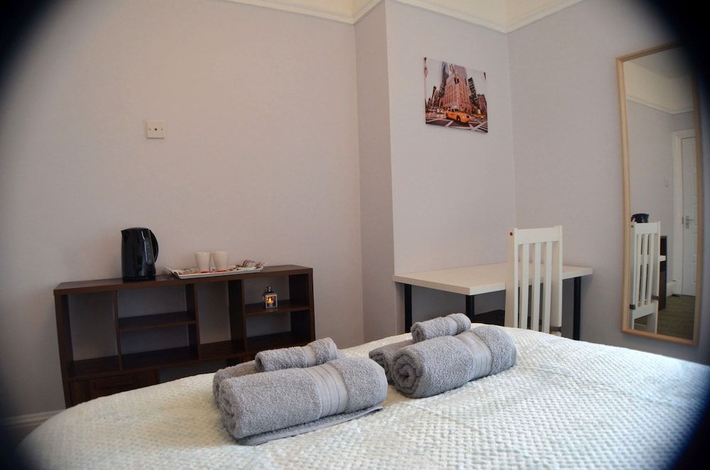 Gorton Mount Hotel Manchester Double Room 9