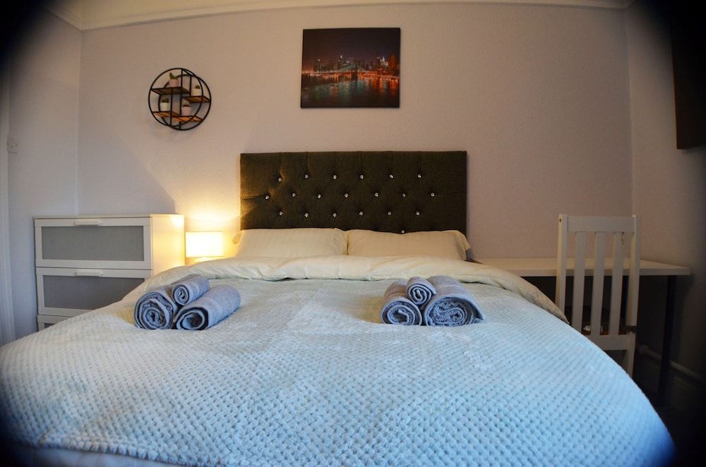 Gorton Mount Hotel Manchester Double Room 3