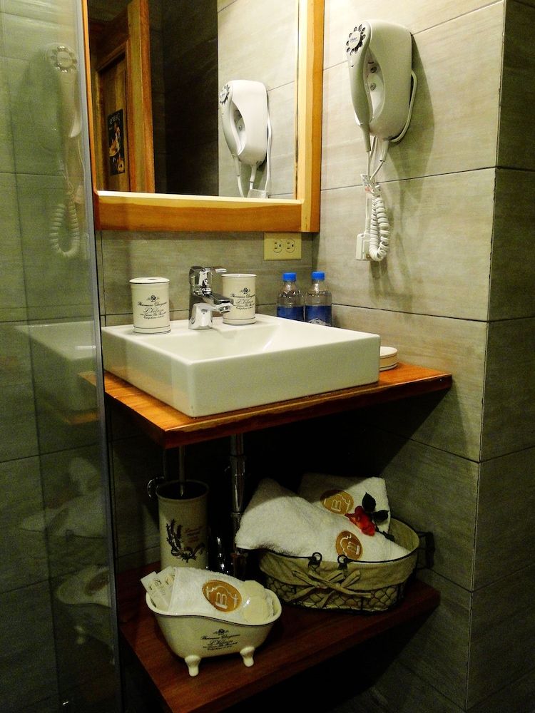 Casa Joaquin Boutique Hotel Luxury Triple Room 13