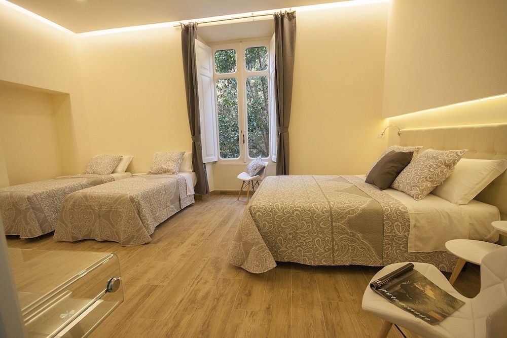 Quiriti Vatican Relais Family Room 2