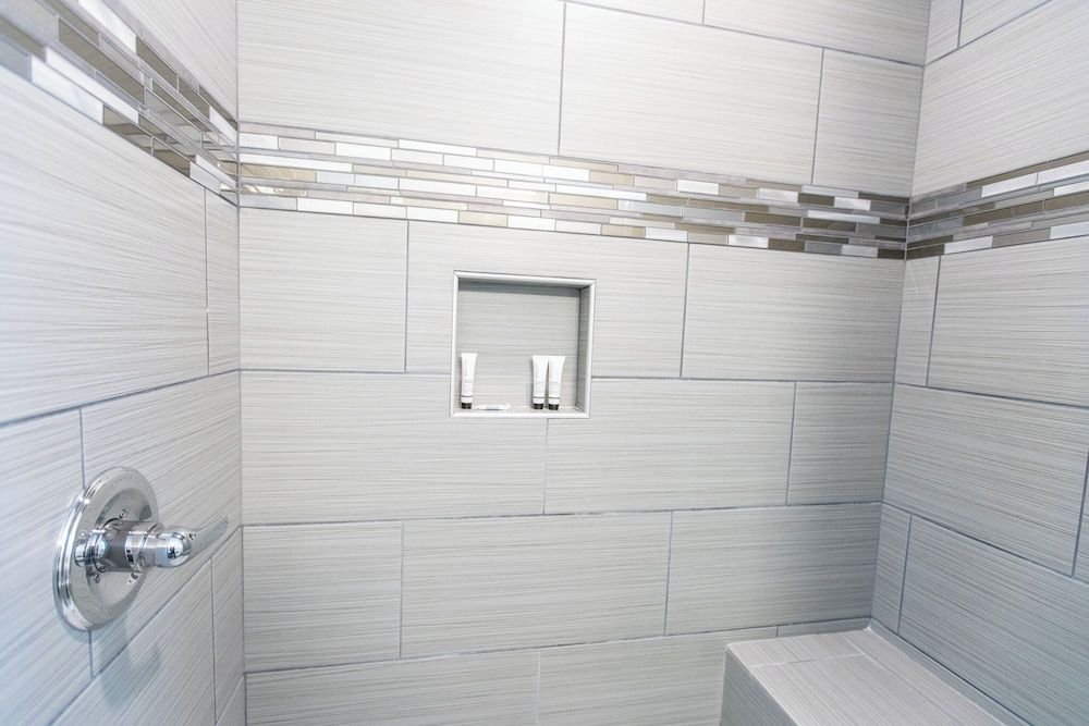 Howard's Creek Inn Apartment 4